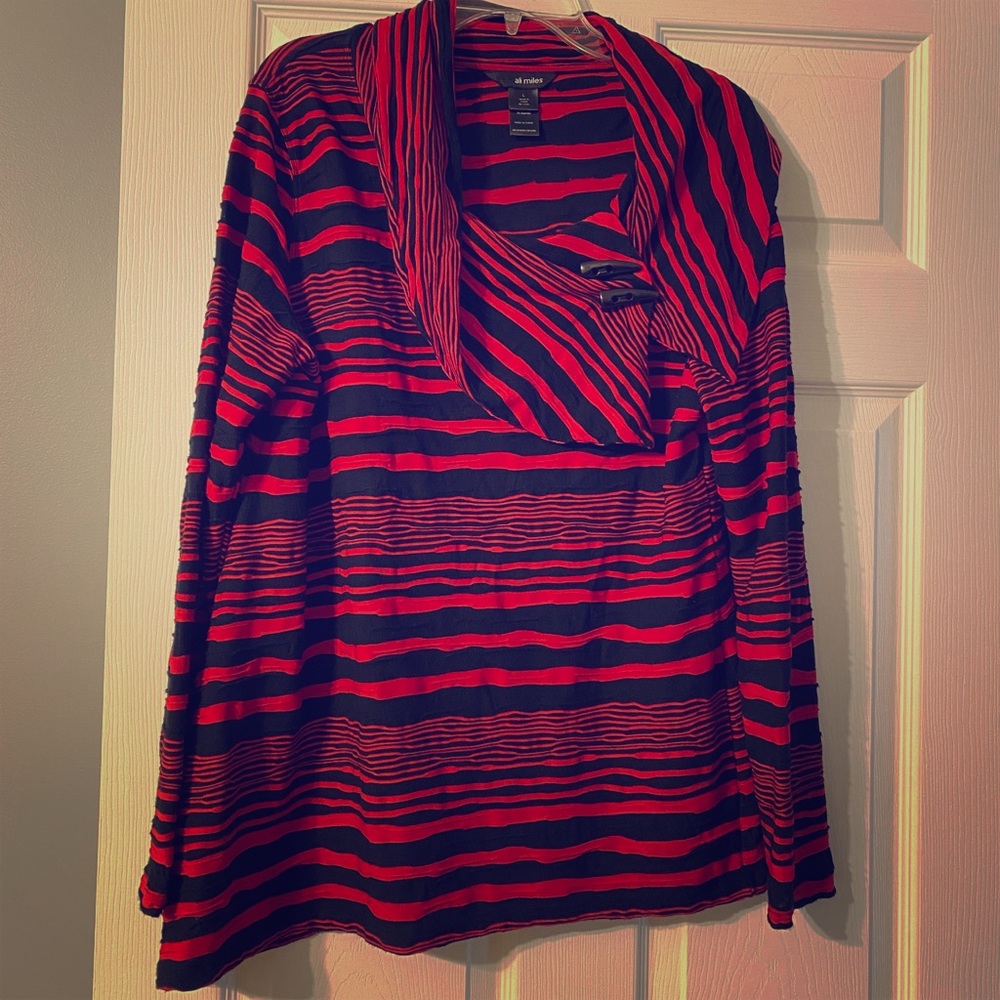 Cute ‘cow neck’ top!